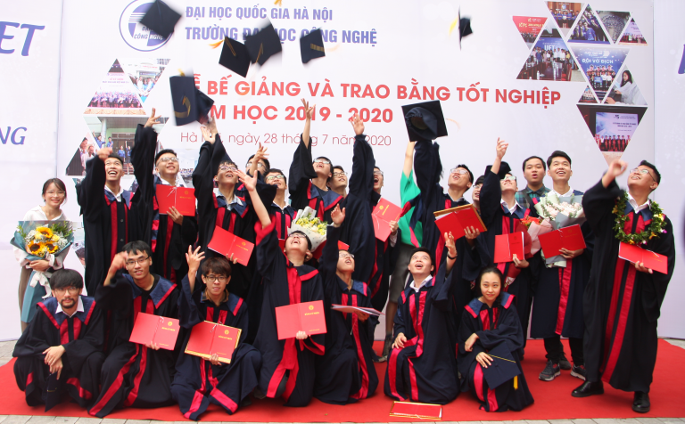Truong-Dai-hoc-Cong-nghe-Dai-hoc-Quoc-gia-Ha-Noi-1