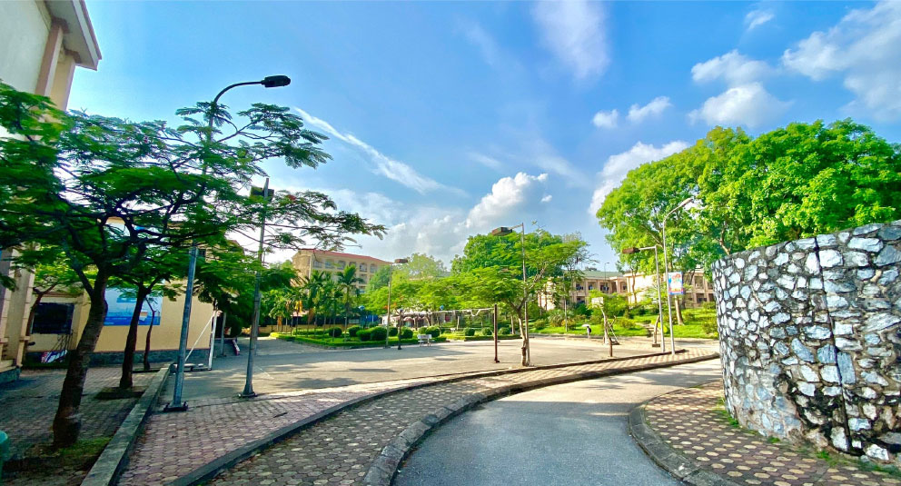 Trương-Đại-Học-Cong-nghe-thong-tin-va-Truyen-thong-Đại-Học-Thai-Nguyen-3