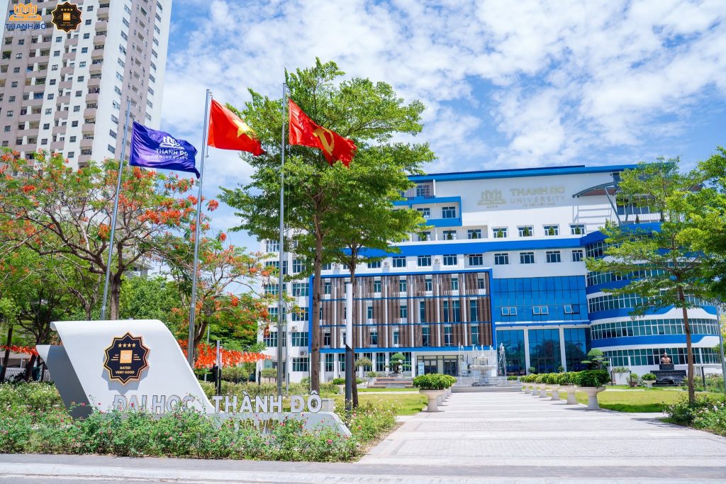 Dai-hoc-Thanh-Do-1